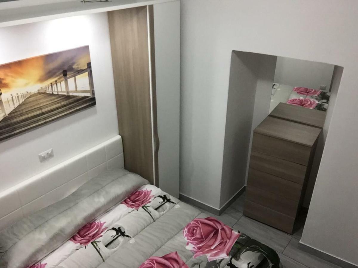 Alloggio Tulipano Apartment Acerra Ngoại thất bức ảnh