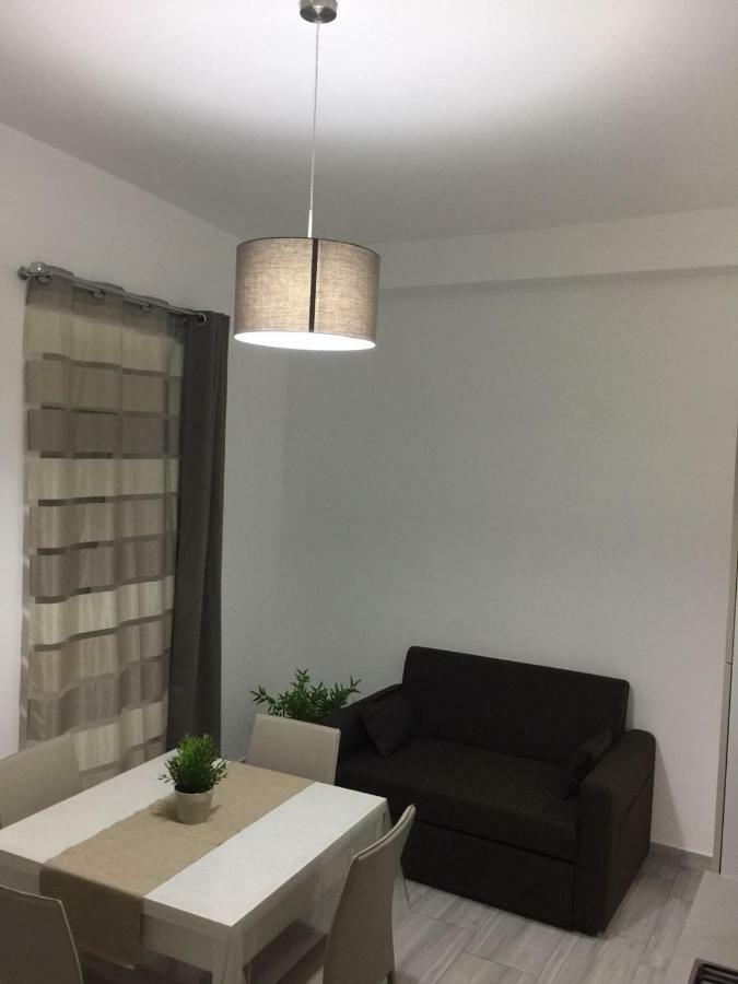 Alloggio Tulipano Apartment Acerra Ngoại thất bức ảnh